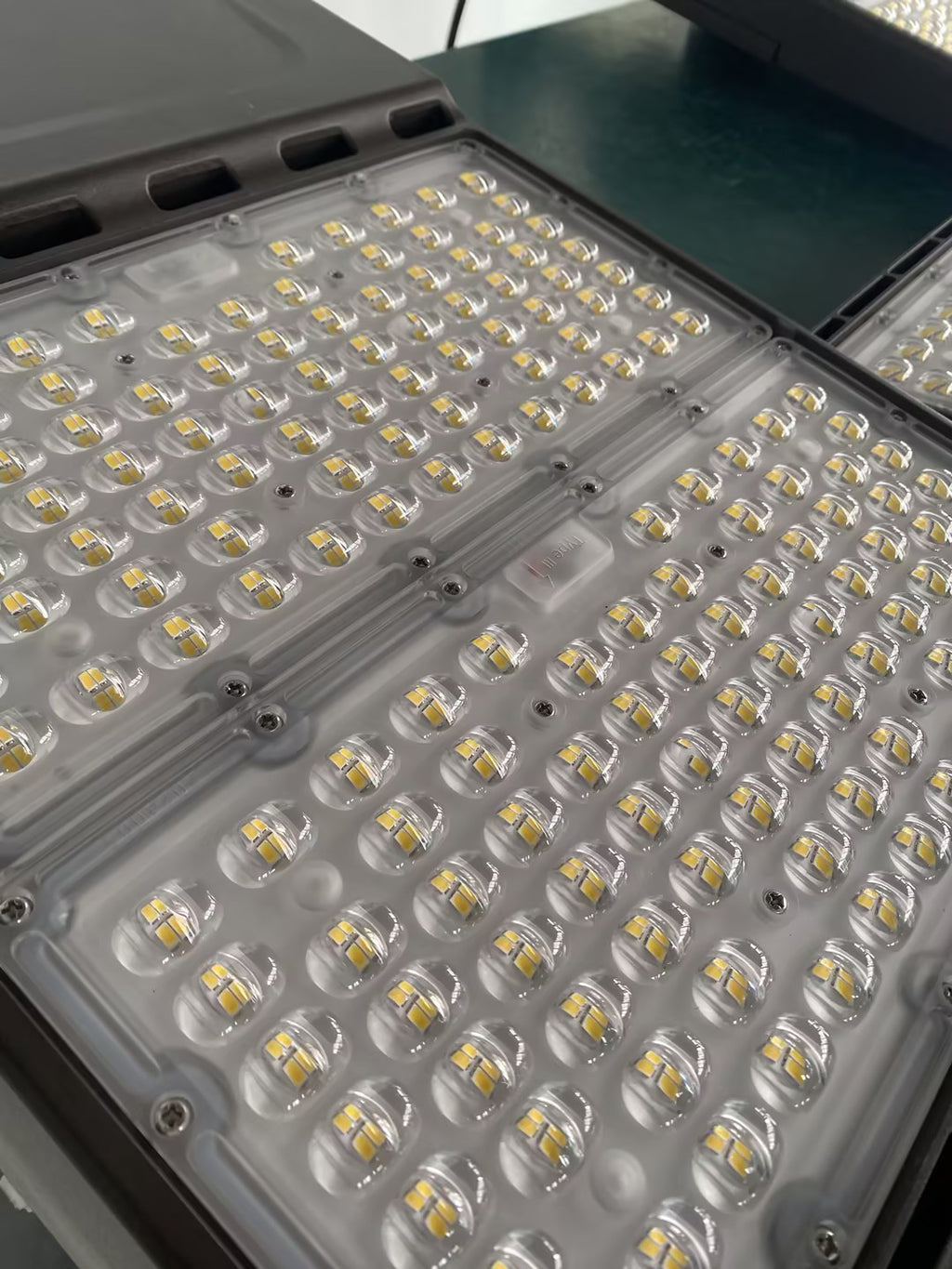 150W LED Shoebox Light – LED chip panel close-up